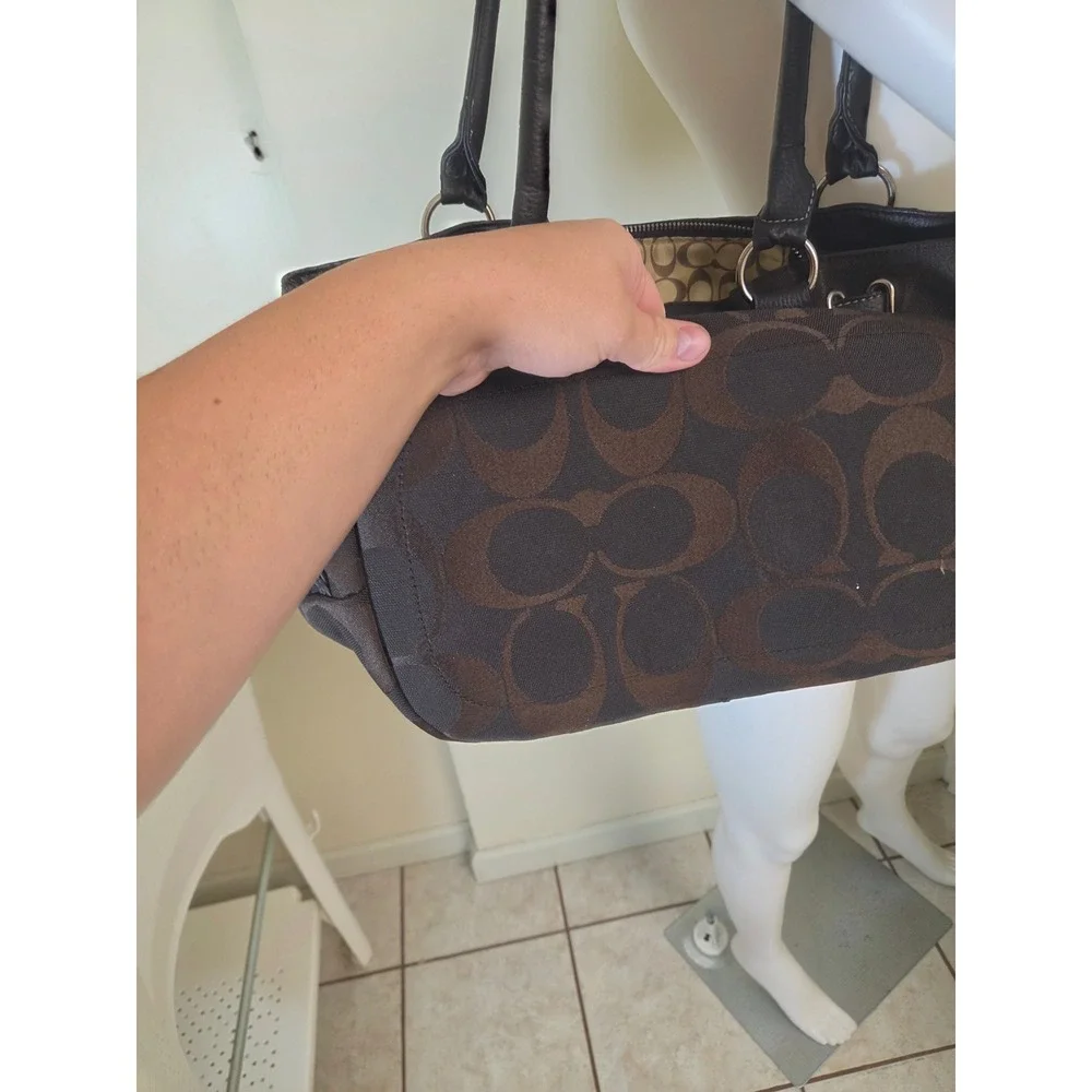 Coach Vintage Y2K Signature Jacquard Shoulder Bag Brown Buckle Zipper Tote